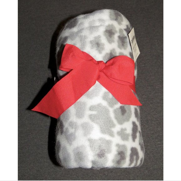 Cannon Gray Leopard Print Fleece 50"x60" Throw Blanket, NWT - Picture 3 of 5
